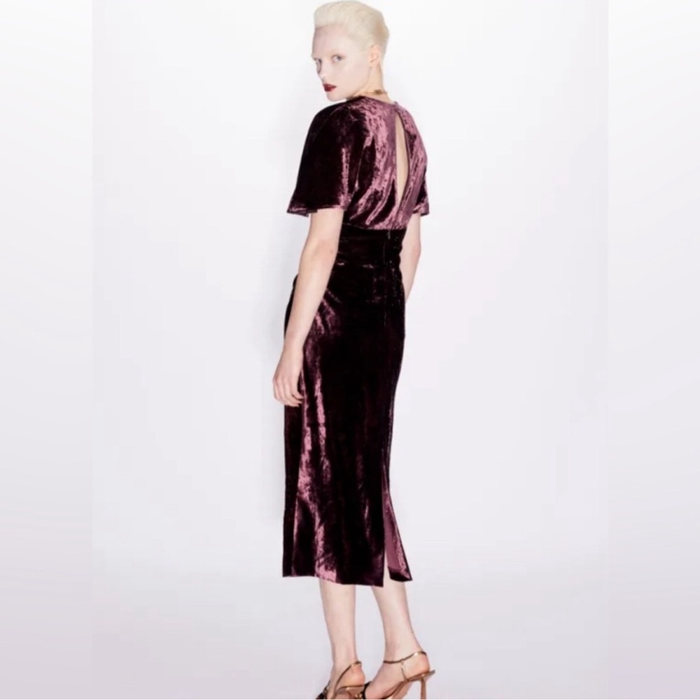 Zara Burgundy Crushed Velvet Size M Midi Sheath Dress with Dolman Sleeves